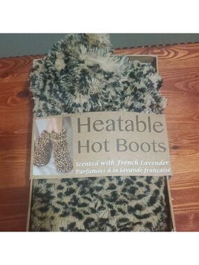 Heatable Hot Boots  Scented With Fresh French Lavender Size 6-10